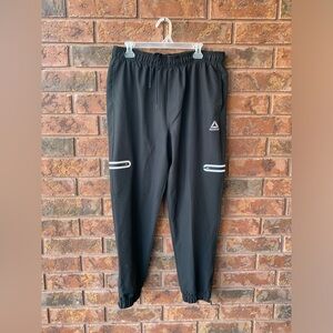 NEW REEBOK PANTS LARGE